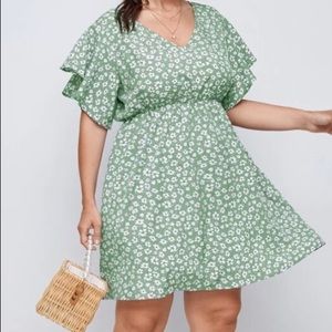 Beautiful plus size dress 👗 SHEIN NWOT